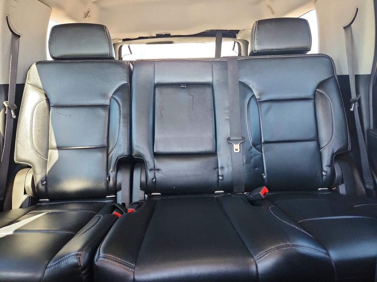 2020 Chevrolet Tahoe C1500 Ls - zdjęcie 10