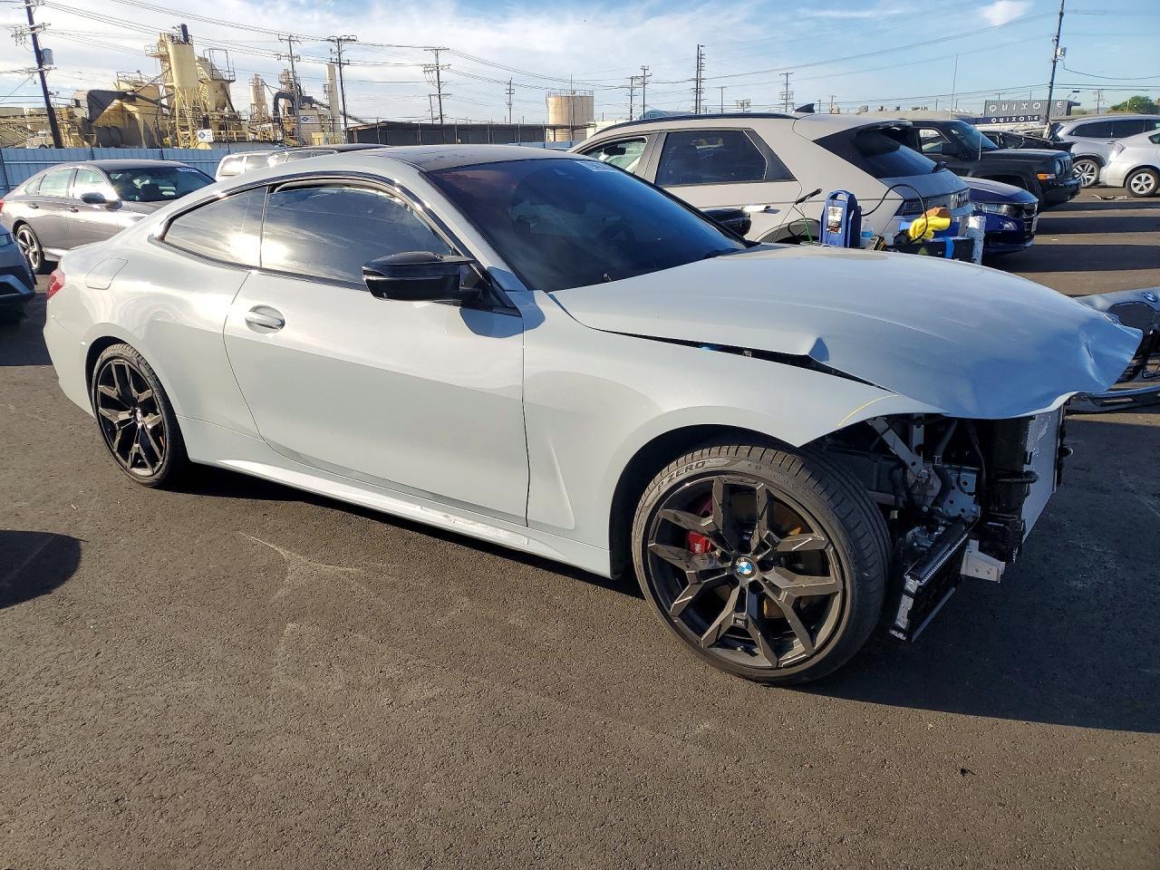 2026 BMW M440Xi - zdjęcie 4