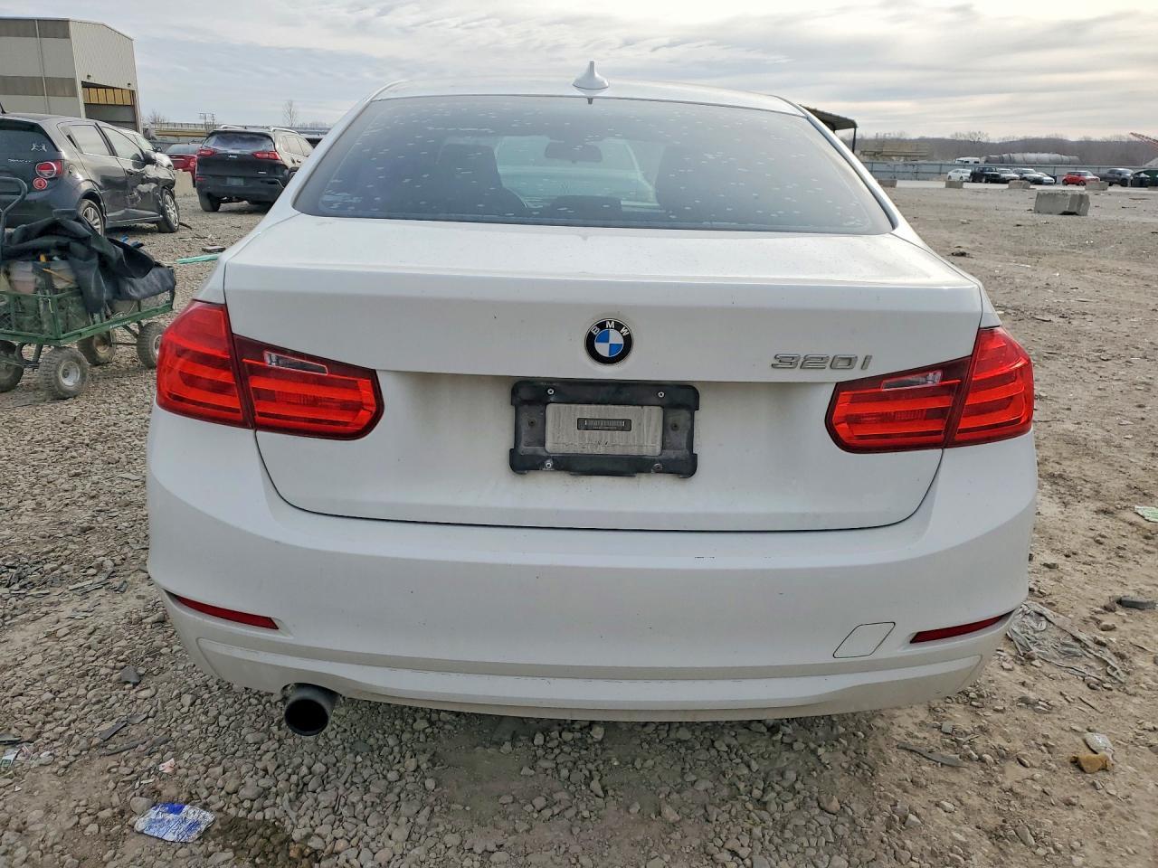 2015 BMW 320 I - zdjęcie 6