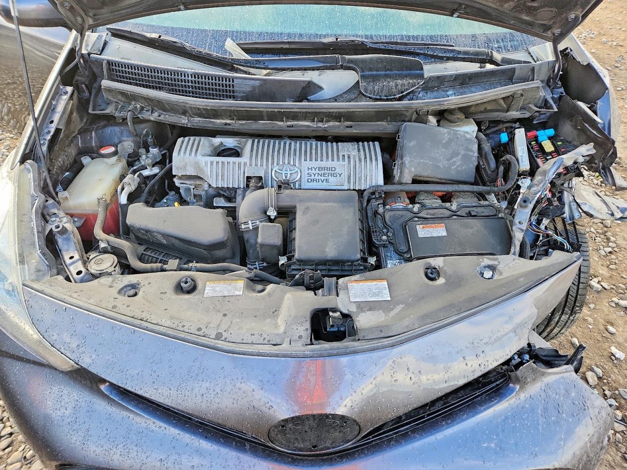 2016 Toyota Prius V - zdjęcie 11