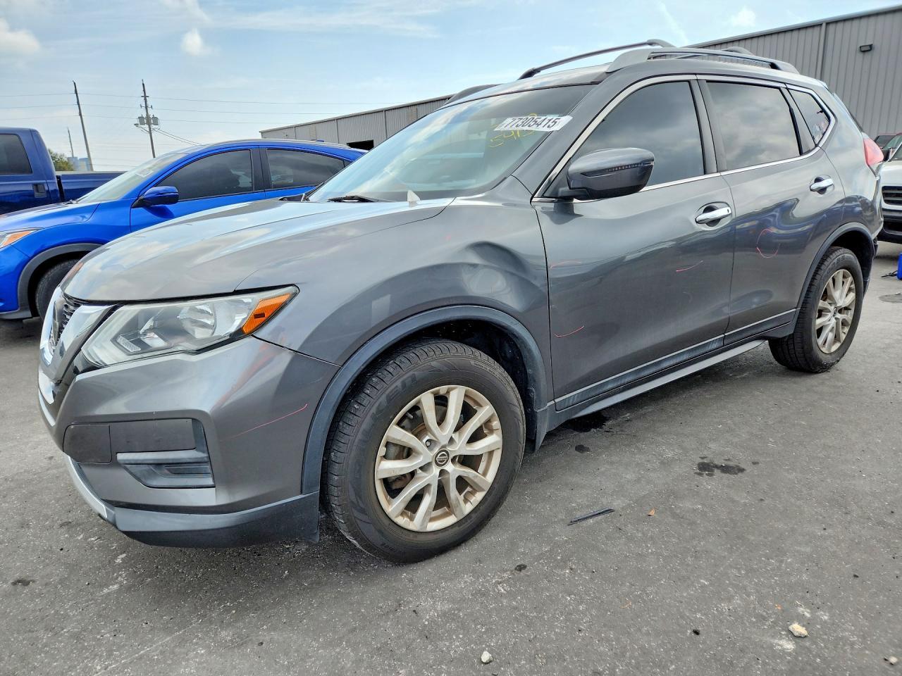 2019 Nissan Rogue S - zdjęcie główne