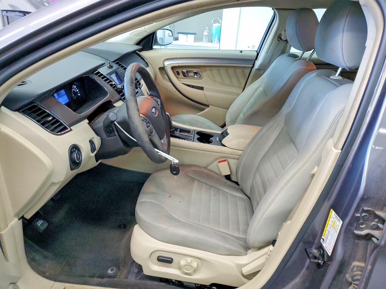 2013 Ford Taurus Se - zdjęcie 7