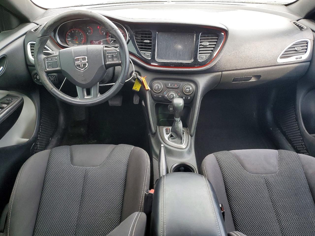 2015 Dodge Dart Sxt - zdjęcie 8