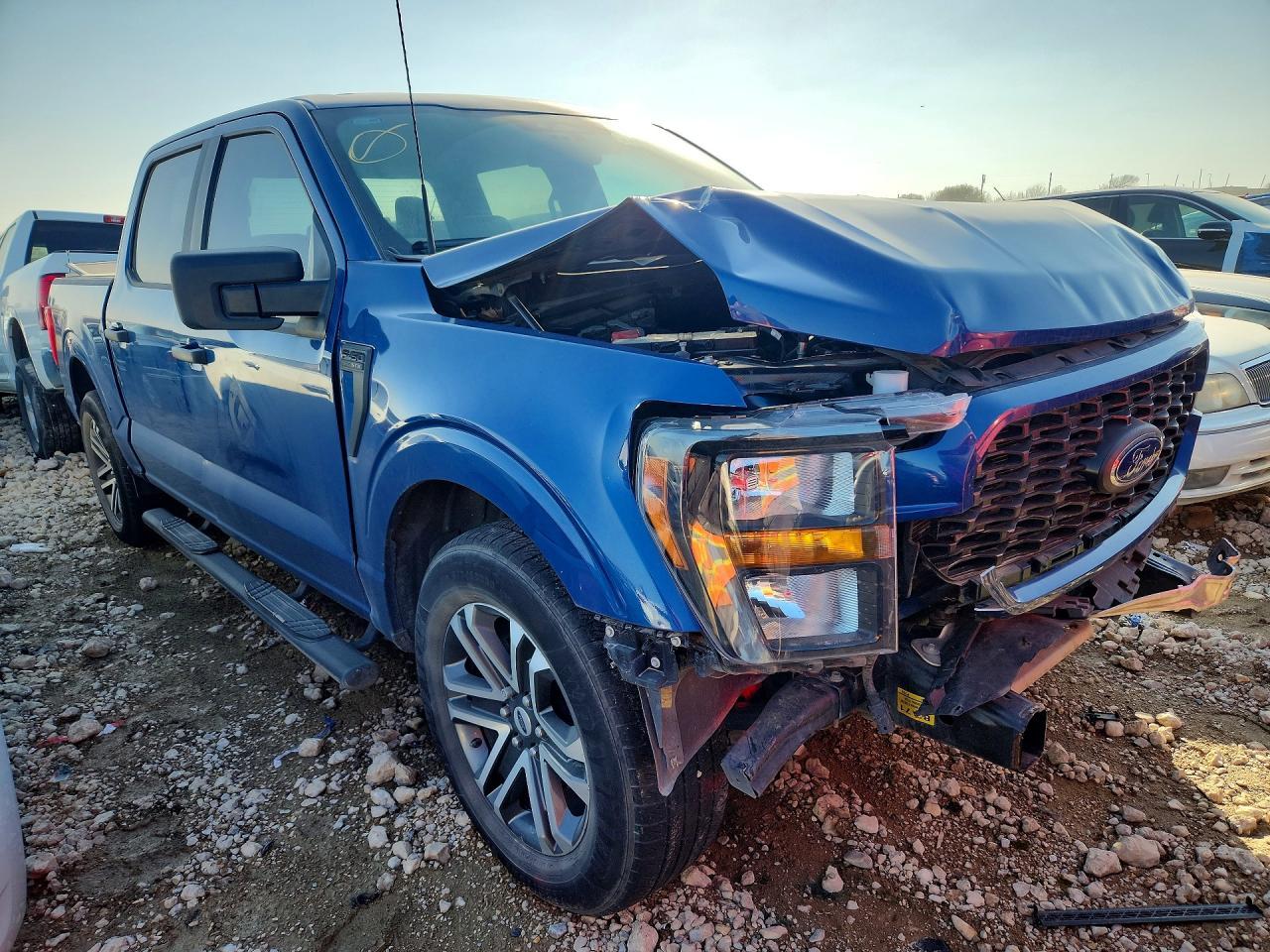 2023 Ford F150 Supercrew - zdjęcie 4