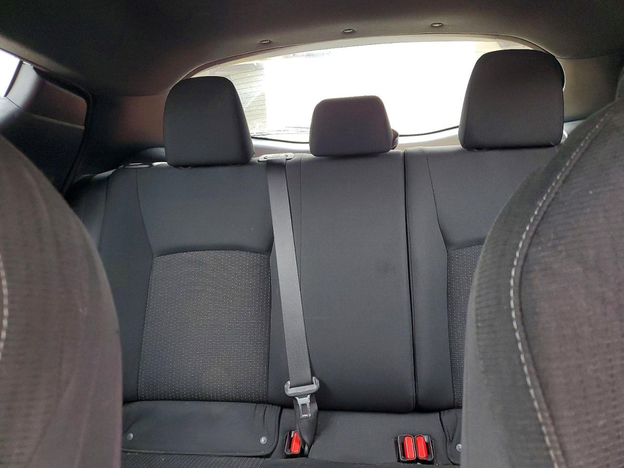 2019 Toyota C-Hr Xle - zdjęcie 10