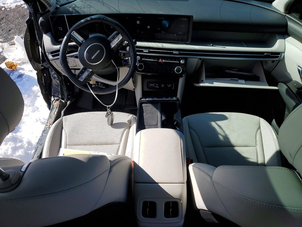 2025 Hyundai Tucson Hybrid Limited - zdjęcie 8