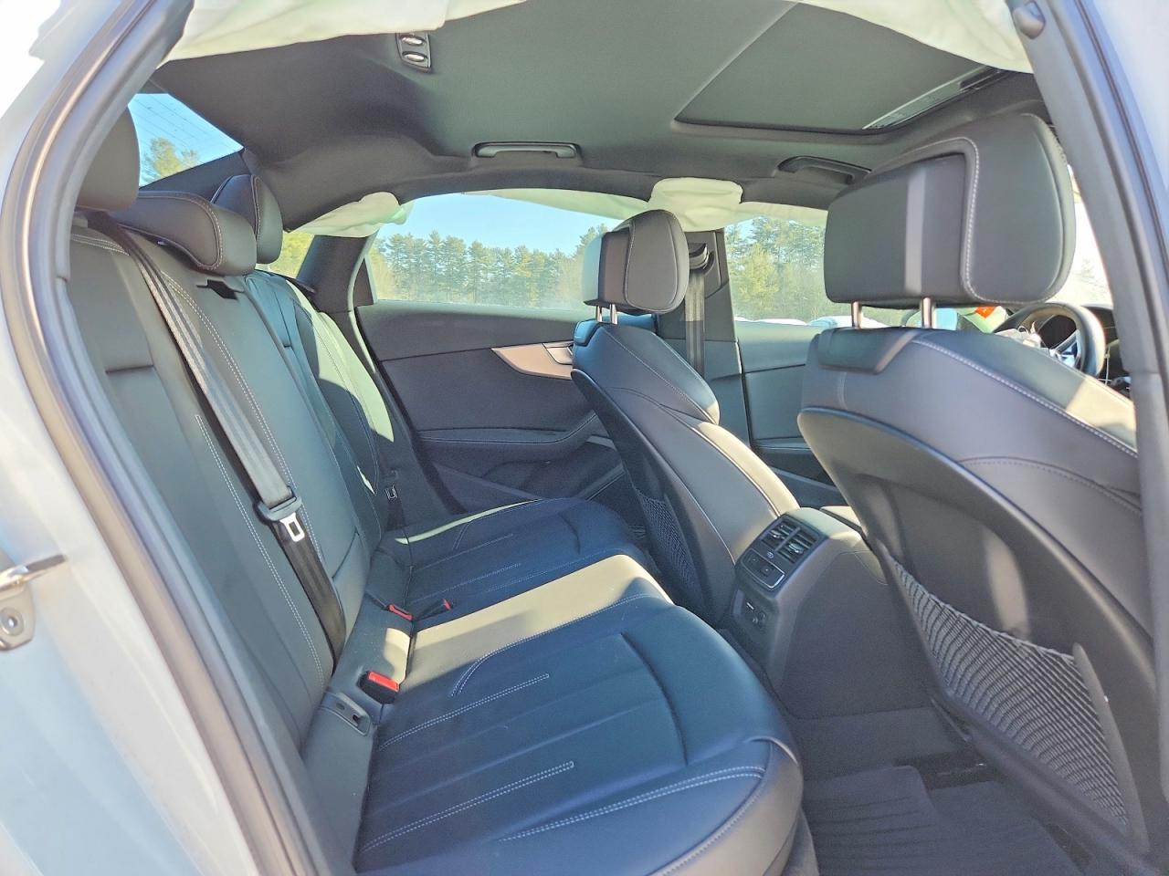 2023 Audi A4 Premium Plus 45 - zdjęcie 10