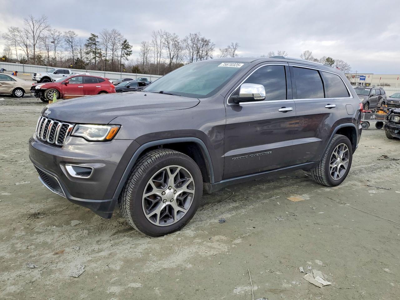 2019 Jeep Grand Cherokee - zdjęcie główne
