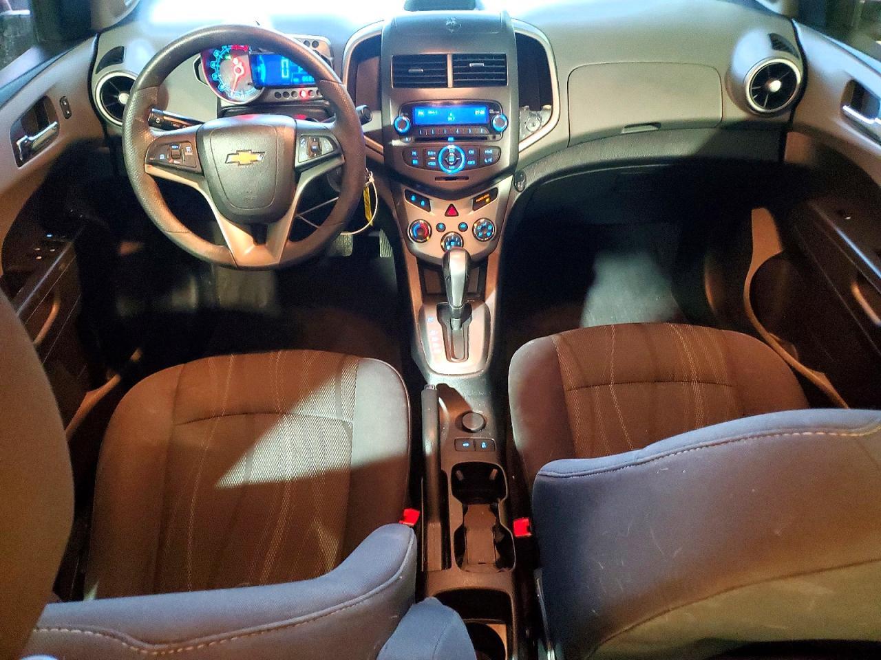 2014 Chevrolet Sonic Lt - zdjęcie 8