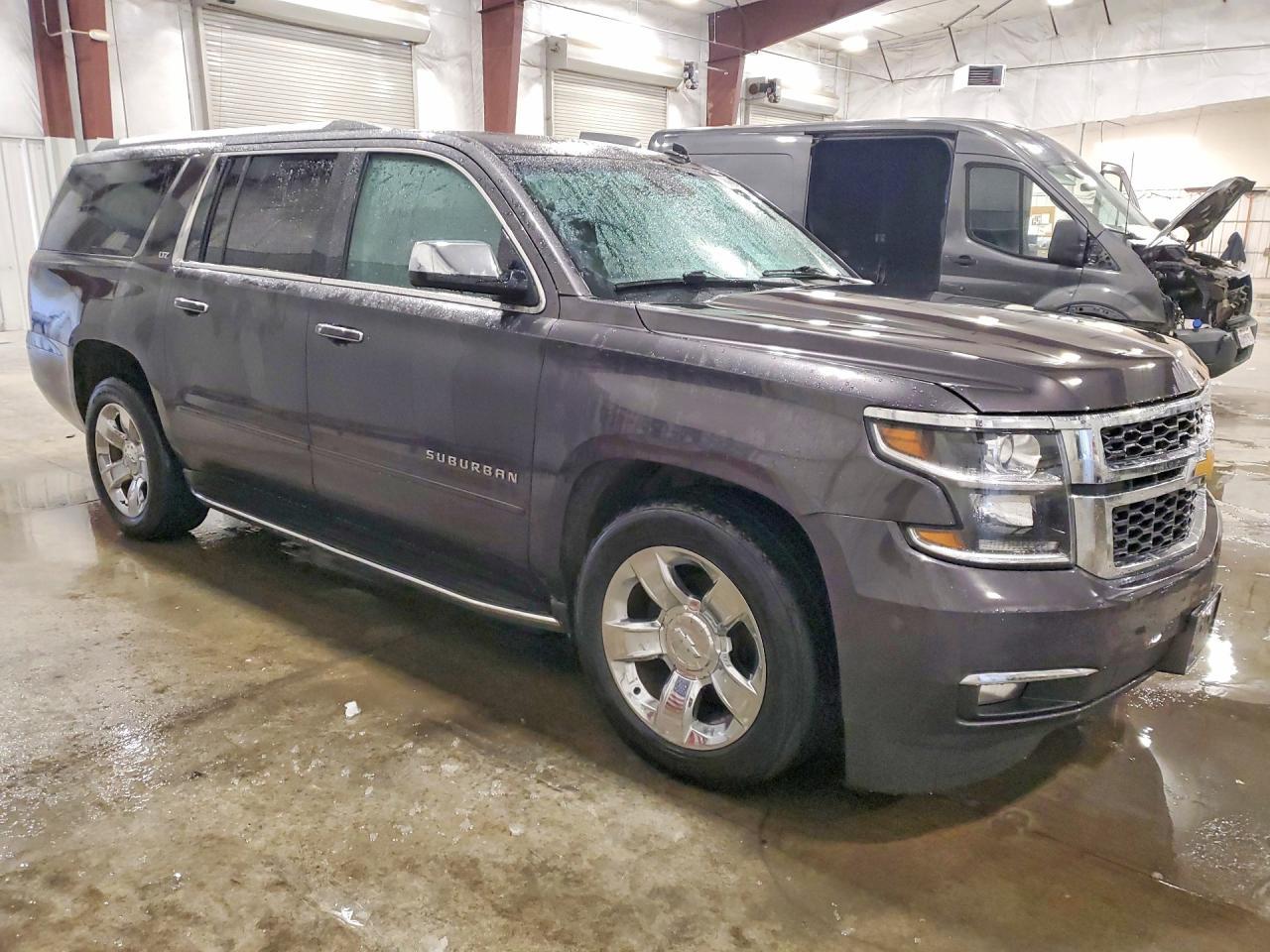 2015 Chevrolet Suburban K1500 Ltz - zdjęcie 4