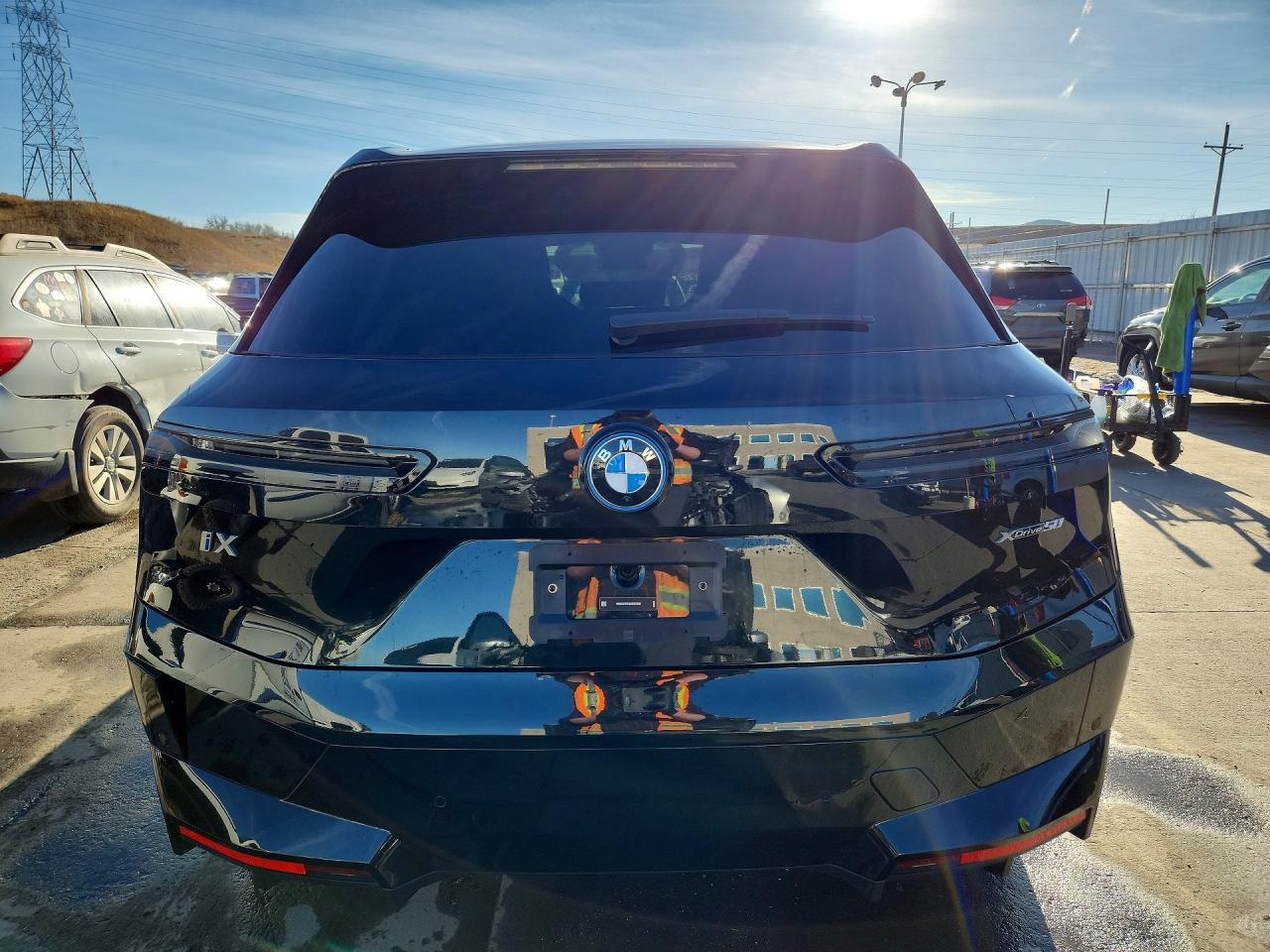 2025 BMW Ix xDrive50 - zdjęcie 6