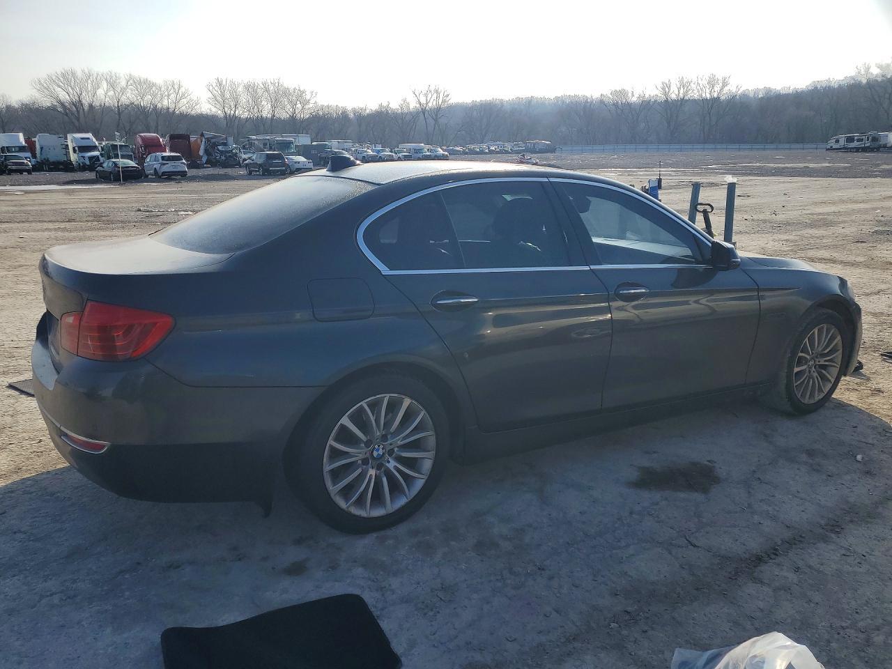 2014 BMW 528 I - zdjęcie 3