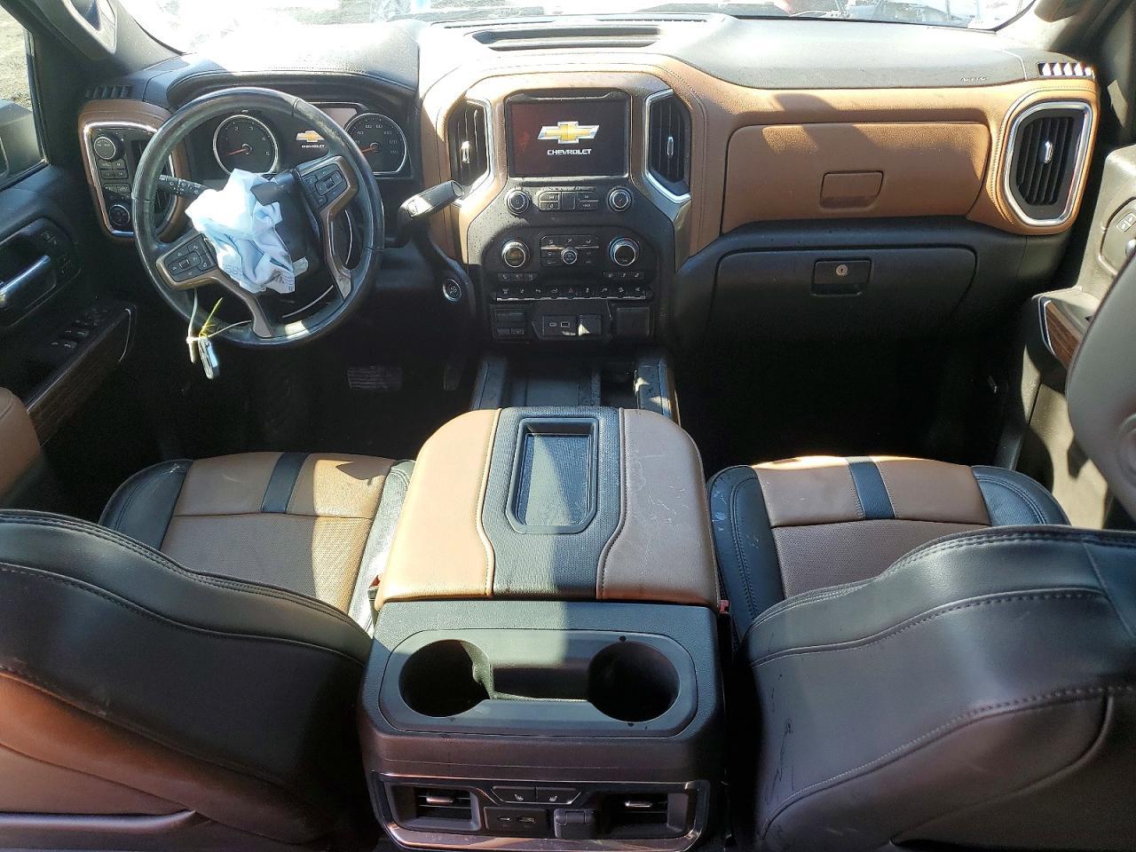 2021 Chevrolet Silverado K2500 High Country - zdjęcie 8