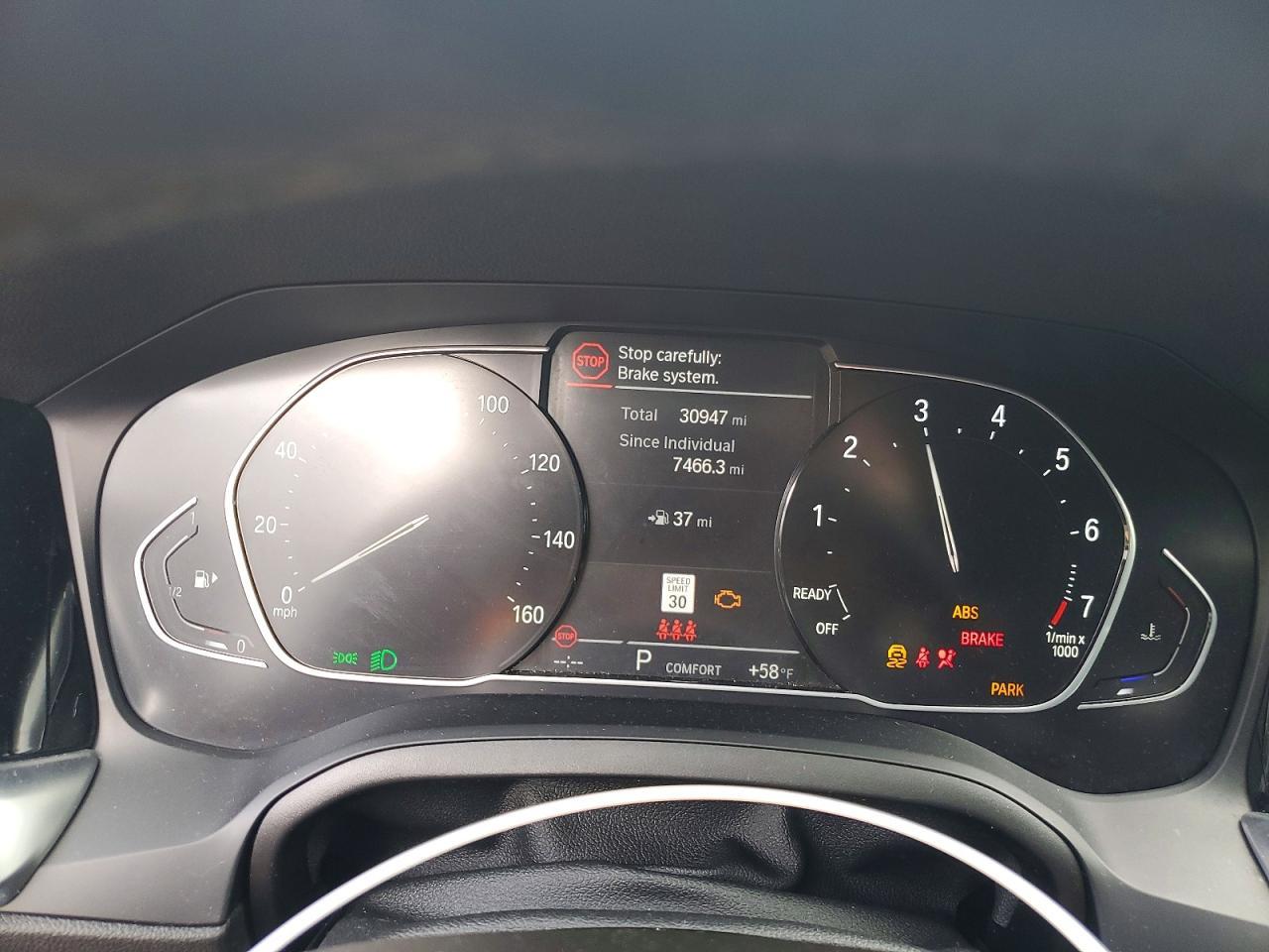 2021 BMW 330Xi - zdjęcie 9