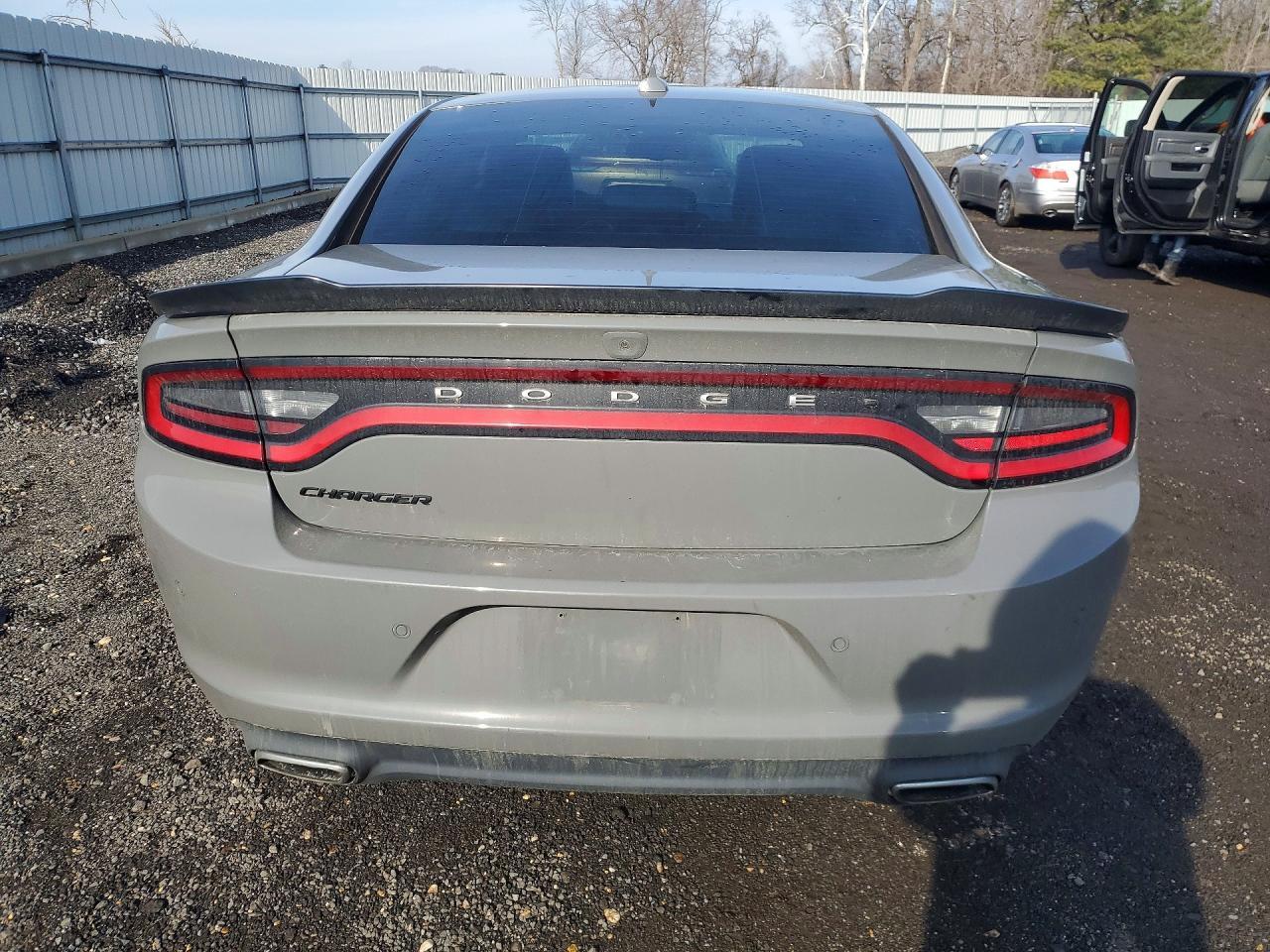 2017 Dodge Charger Sxt - zdjęcie 6