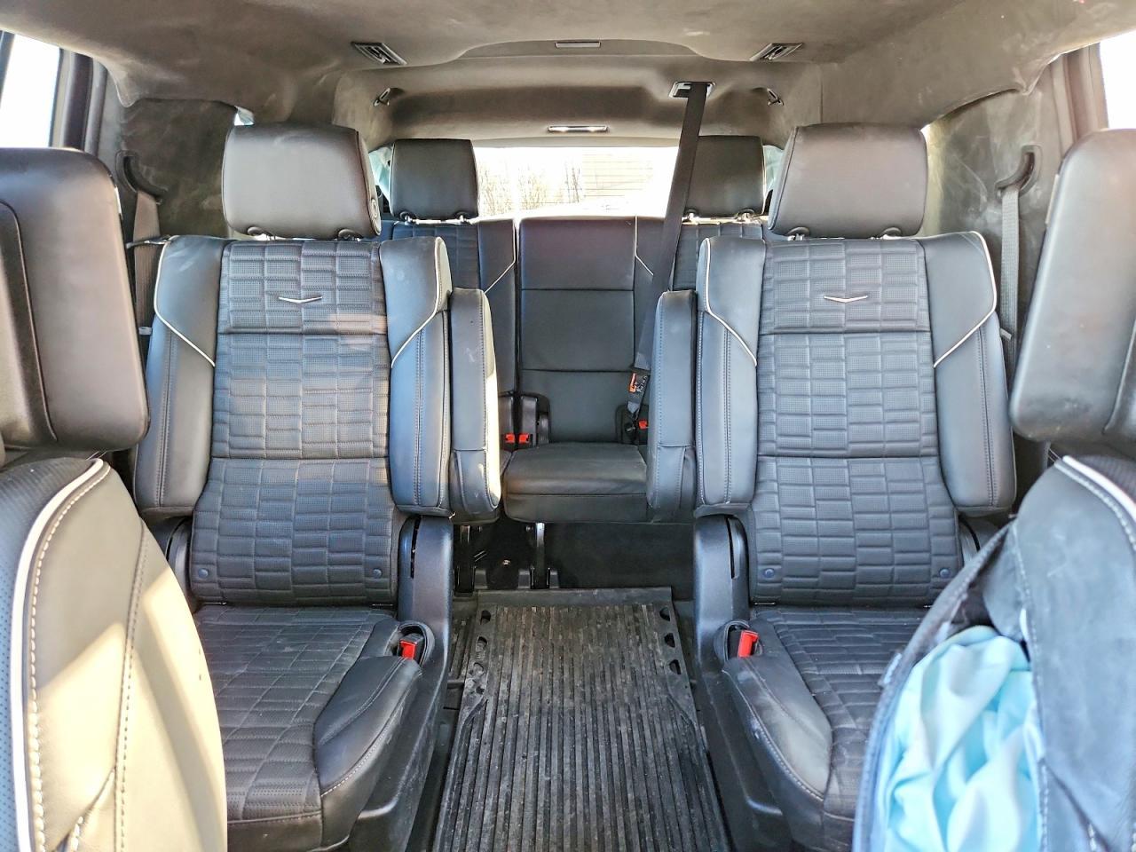 2025 Cadillac Escalade - zdjęcie 10