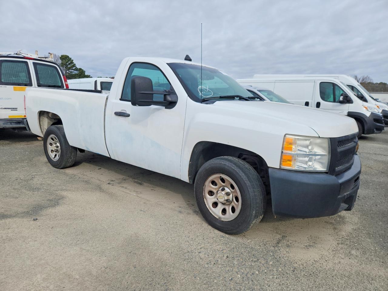 2013 Chevrolet Silverado C1500 - zdjęcie 4