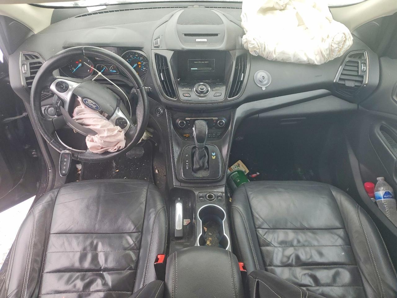 2015 Ford Escape Titanium - zdjęcie 8