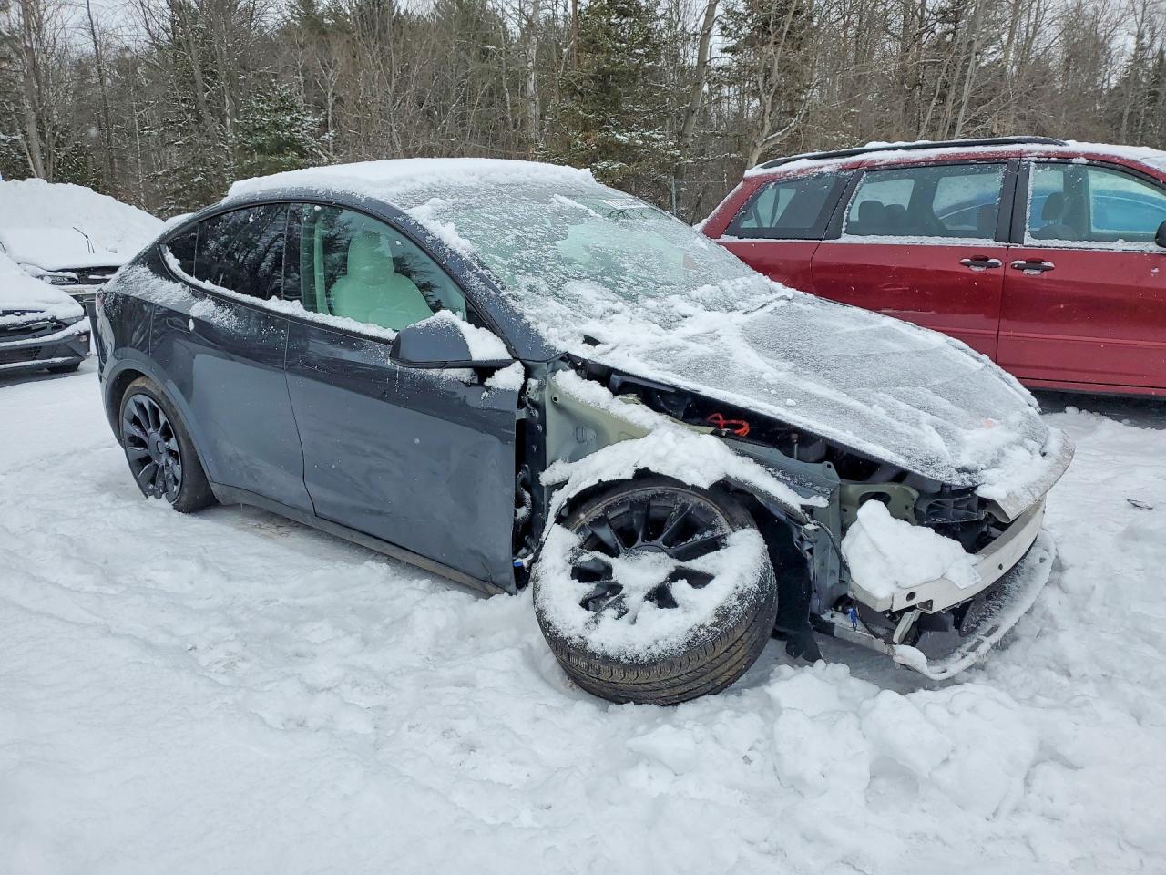 2024 Tesla Model Y - zdjęcie 4