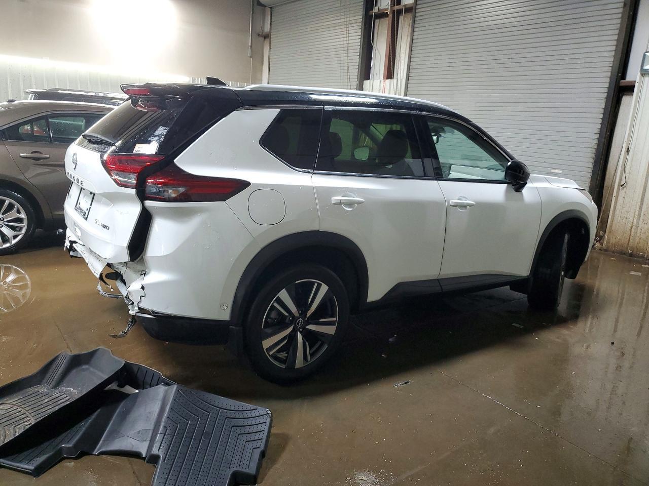 2024 Nissan Rogue Sl - zdjęcie 3