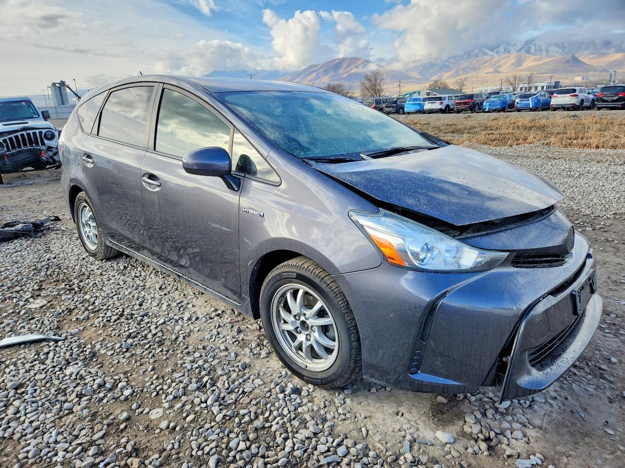 2016 Toyota Prius V - zdjęcie 4