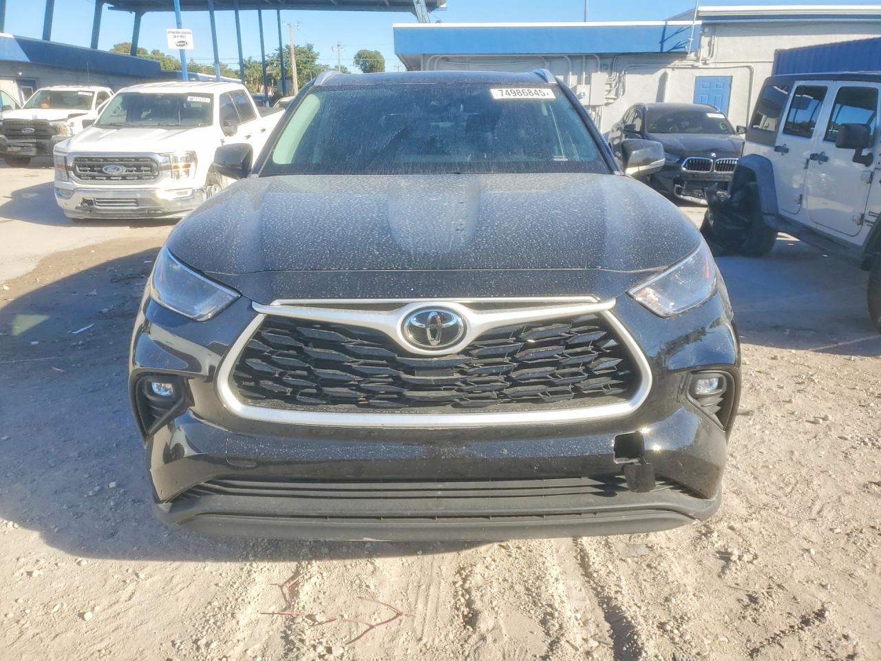 2023 Toyota Highlander Xle - zdjęcie 5