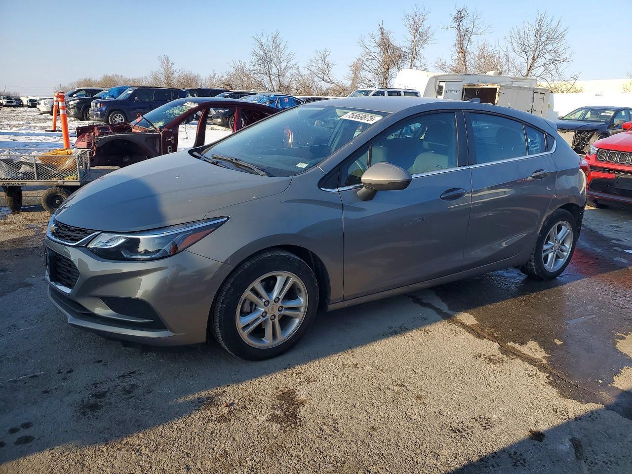2017 Chevrolet Cruze Lt - zdjęcie główne