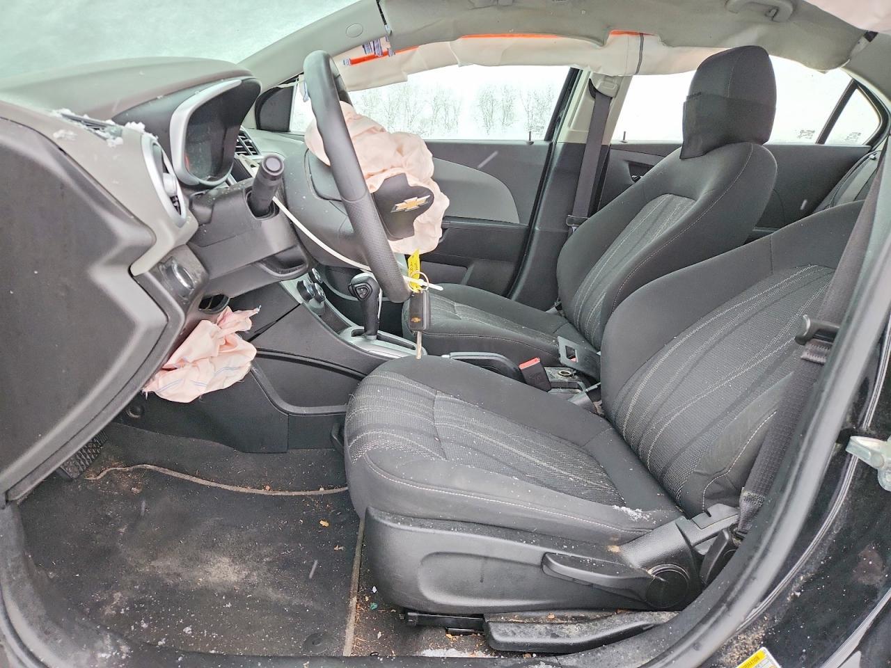 2017 Chevrolet Sonic Lt - zdjęcie 7