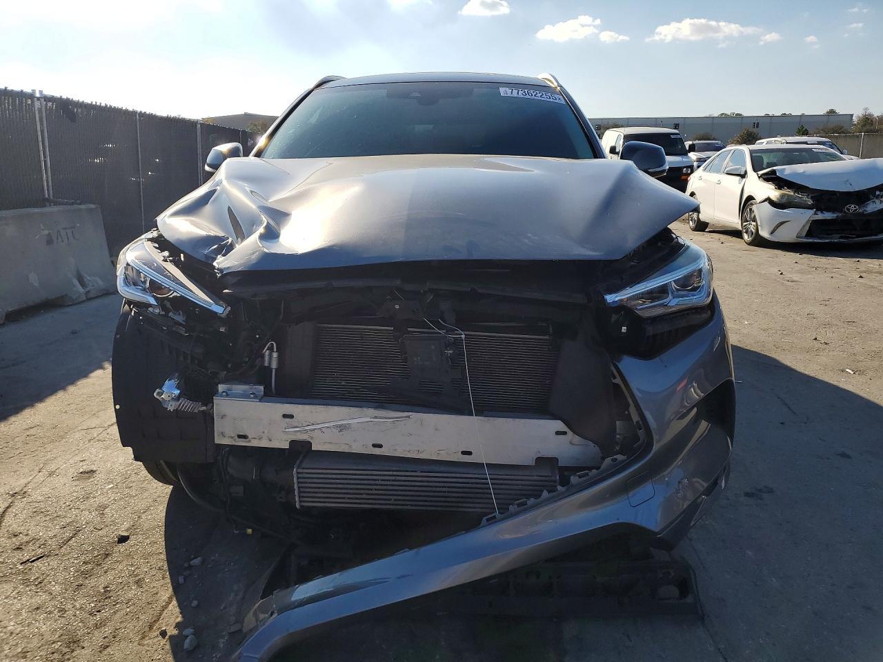 2021 Infiniti Qx50 Luxe - zdjęcie 5