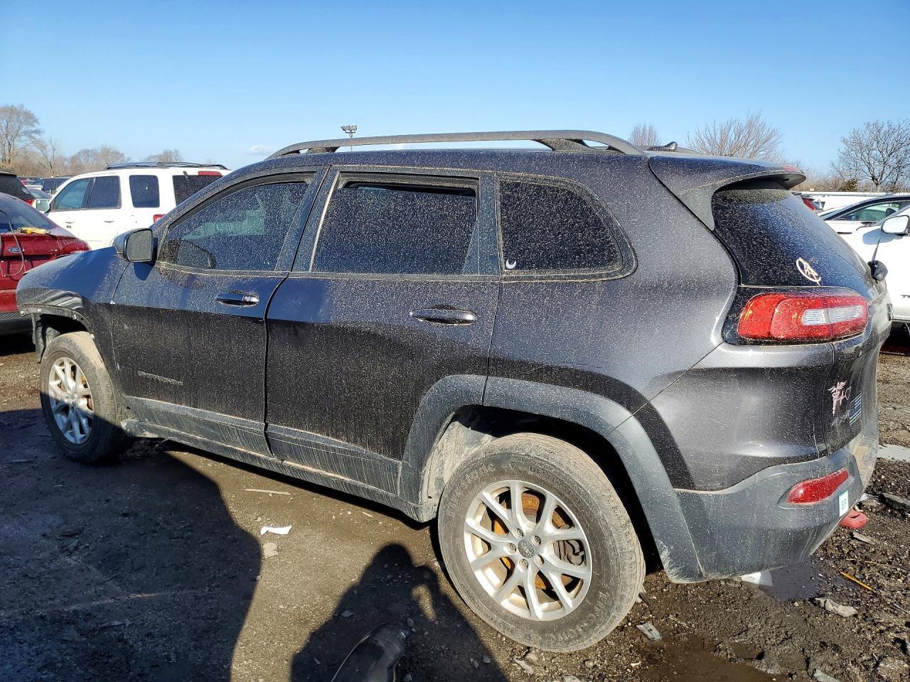 2015 Jeep Cherokee Trailhawk - zdjęcie 2