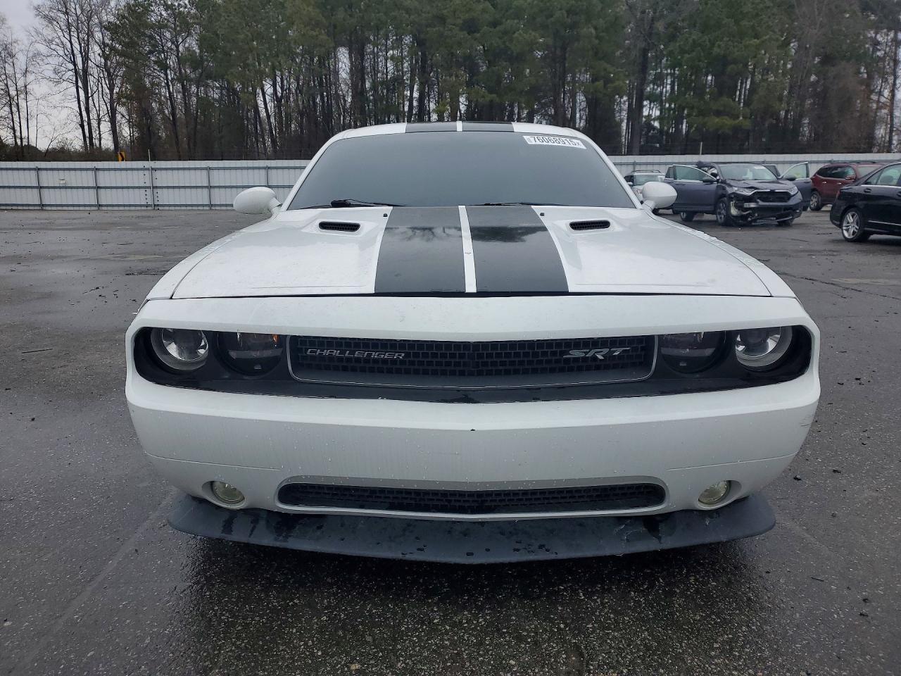 2013 Dodge Challenger Srt-8 - zdjęcie 5