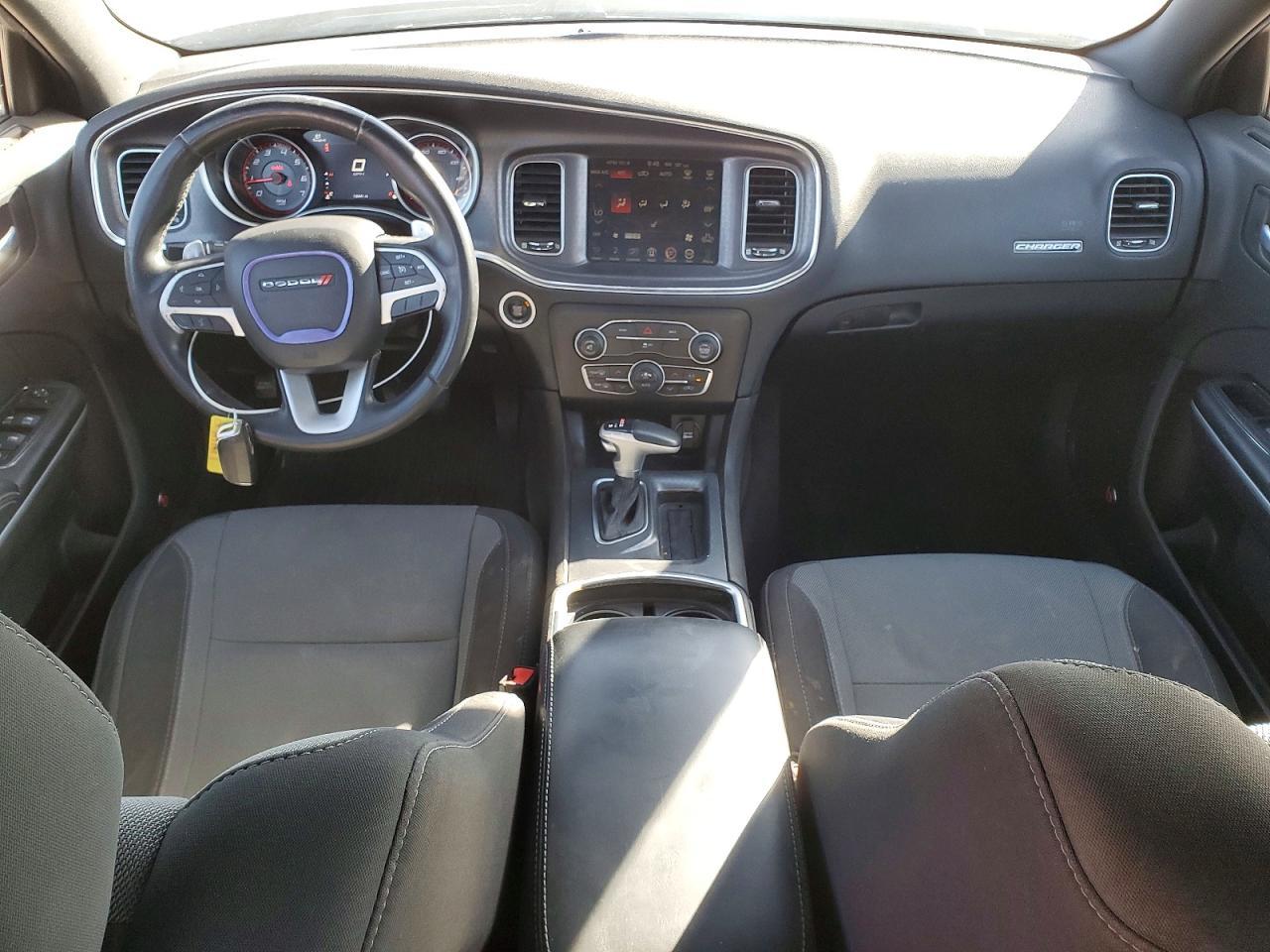 2016 Dodge Charger Sxt - zdjęcie 8