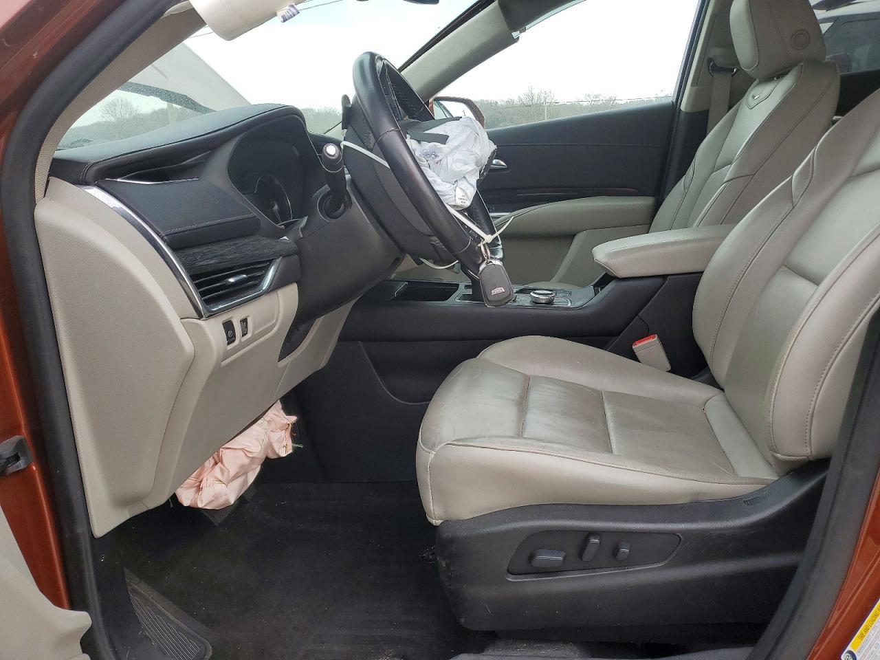 2019 Cadillac Xt4 - zdjęcie 7