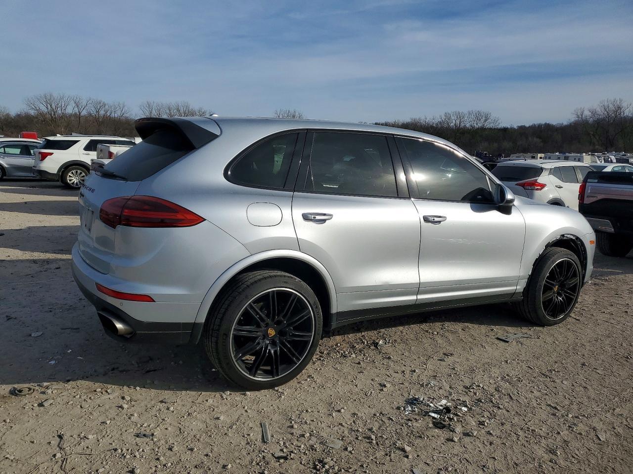 2018 Porsche Cayenne - zdjęcie 3