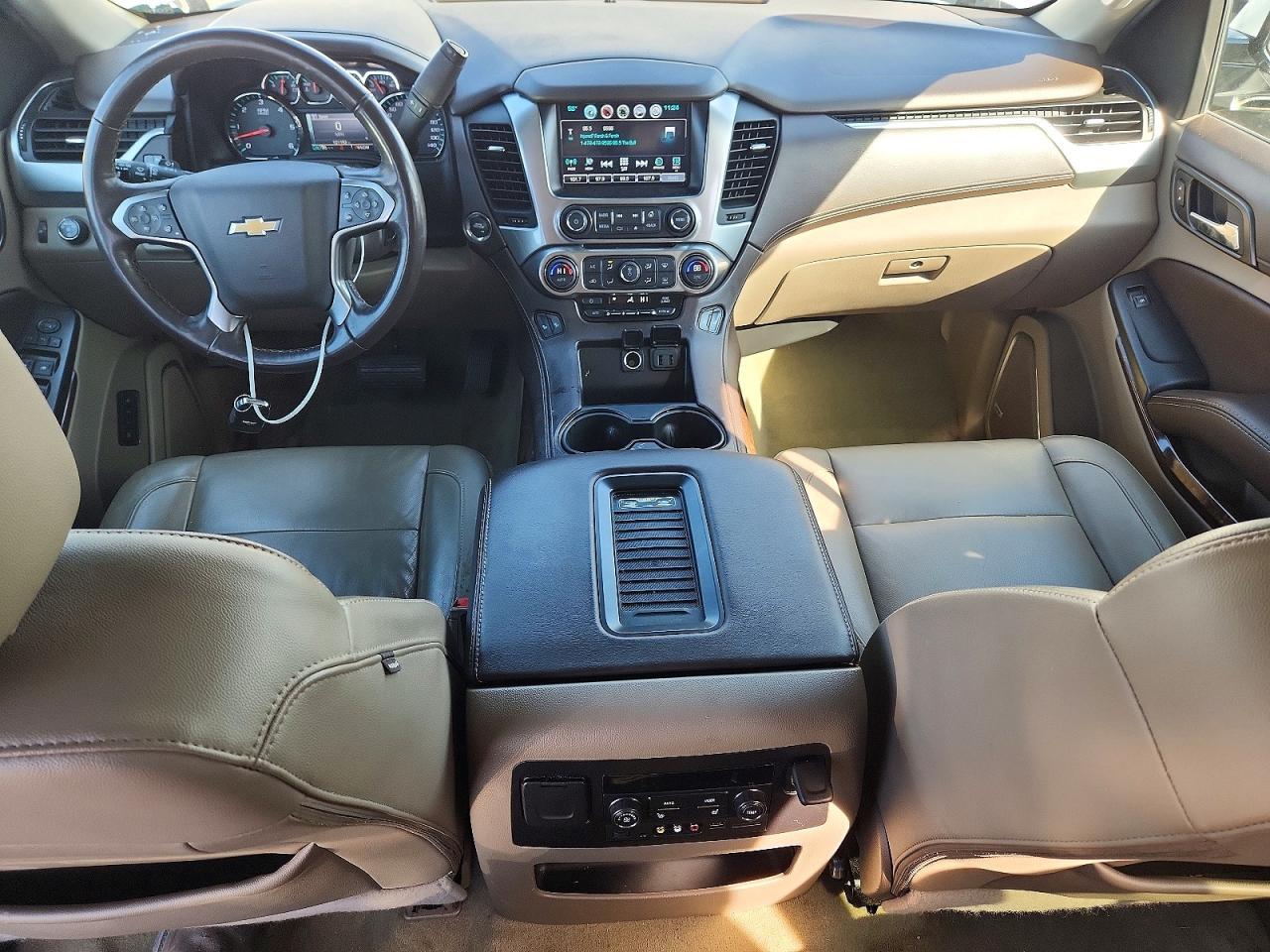2016 Chevrolet Suburban K1500 Lt - zdjęcie 8
