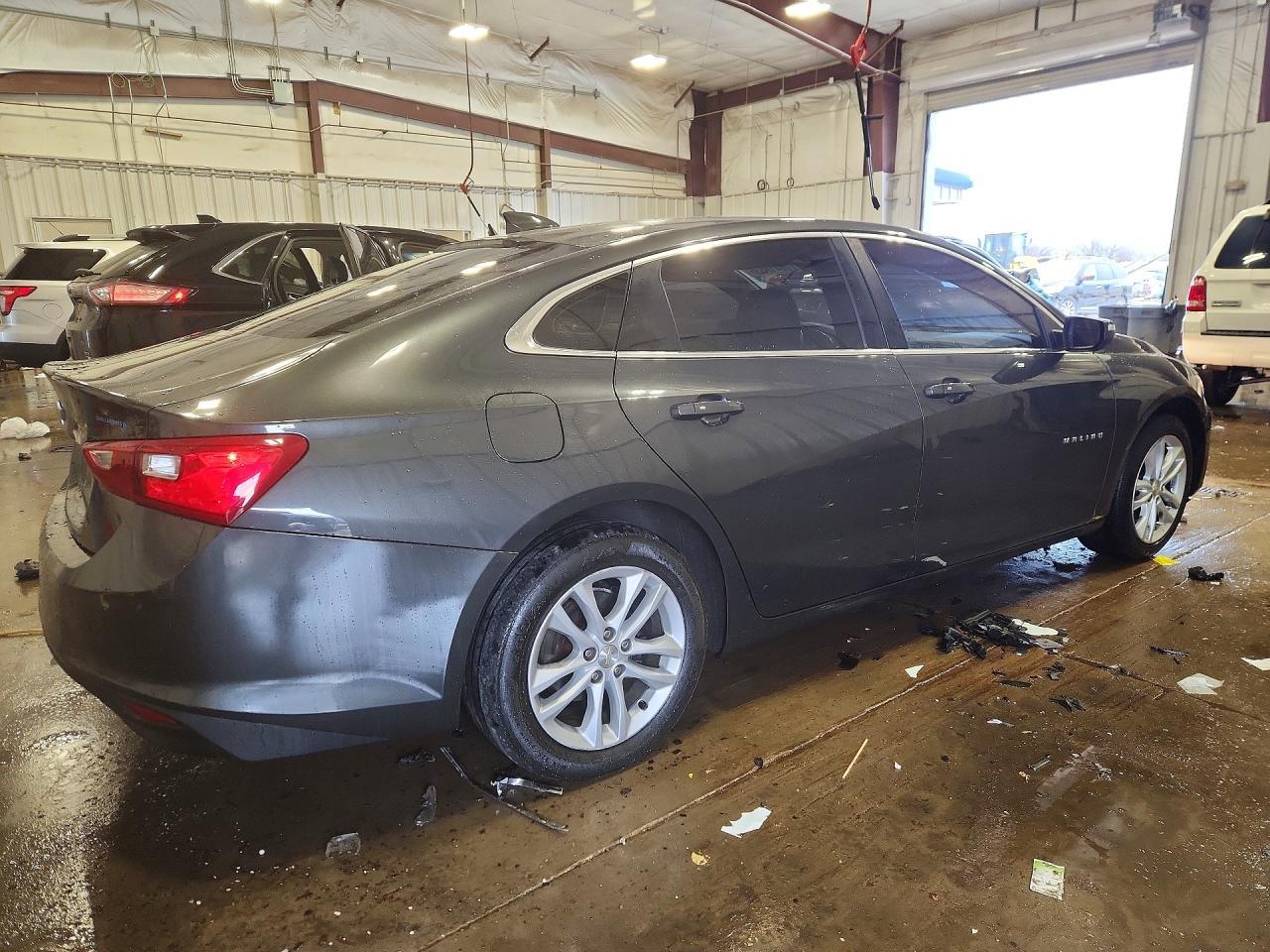 2017 Chevrolet Malibu Lt - zdjęcie 3