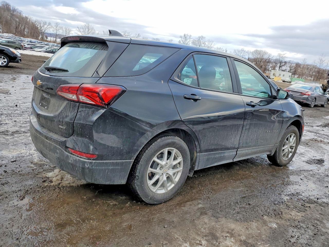 2024 Chevrolet Equinox Ls - zdjęcie 3