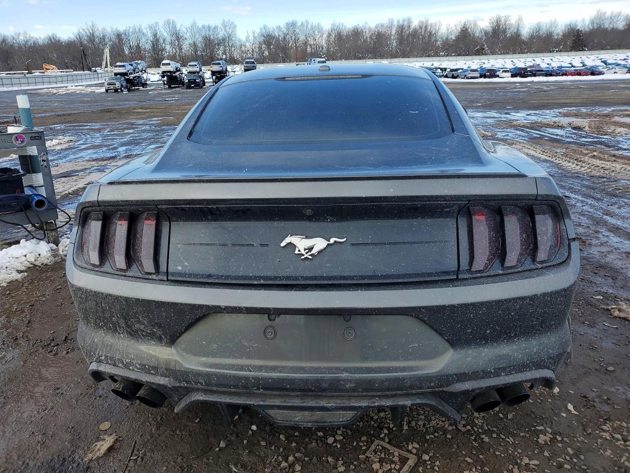 2019 Ford Mustang - zdjęcie 6