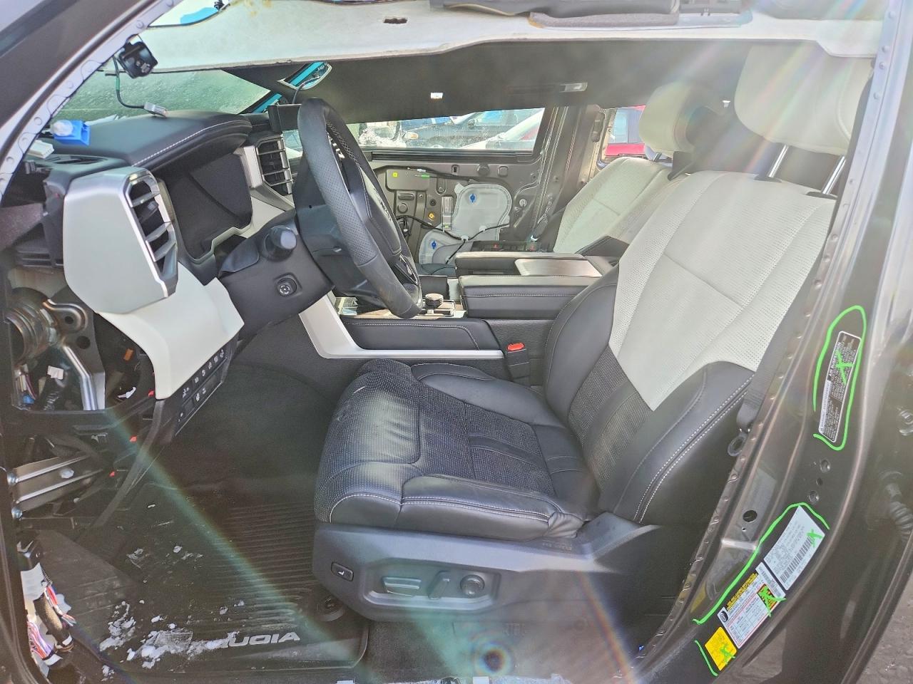 2025 Toyota Sequoia Capstone - zdjęcie 7