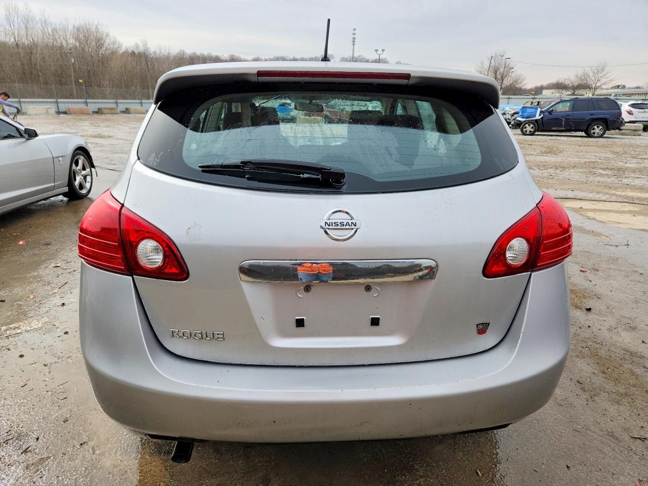 2013 Nissan Rogue S - zdjęcie 6