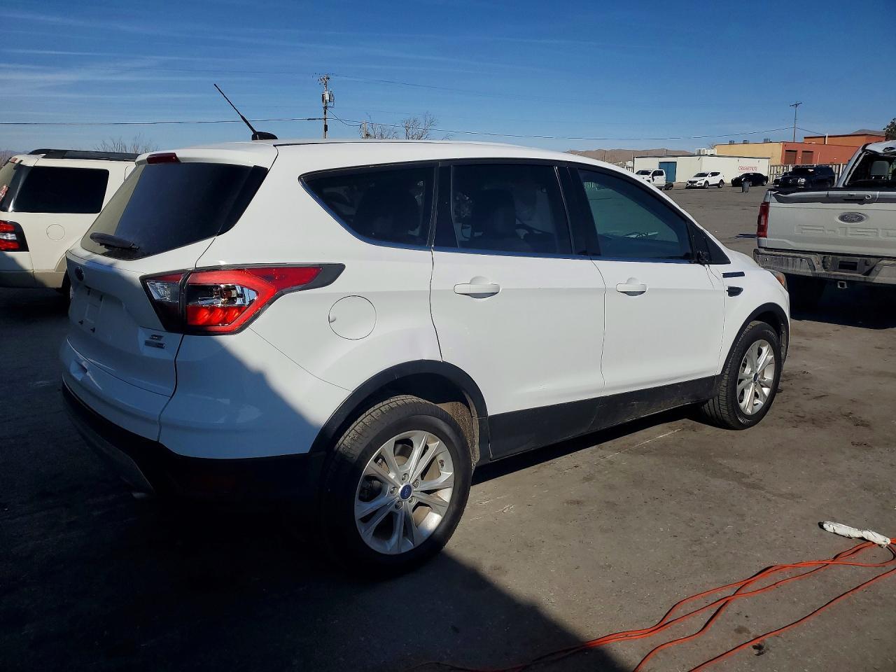 2017 Ford Escape Se - zdjęcie 3