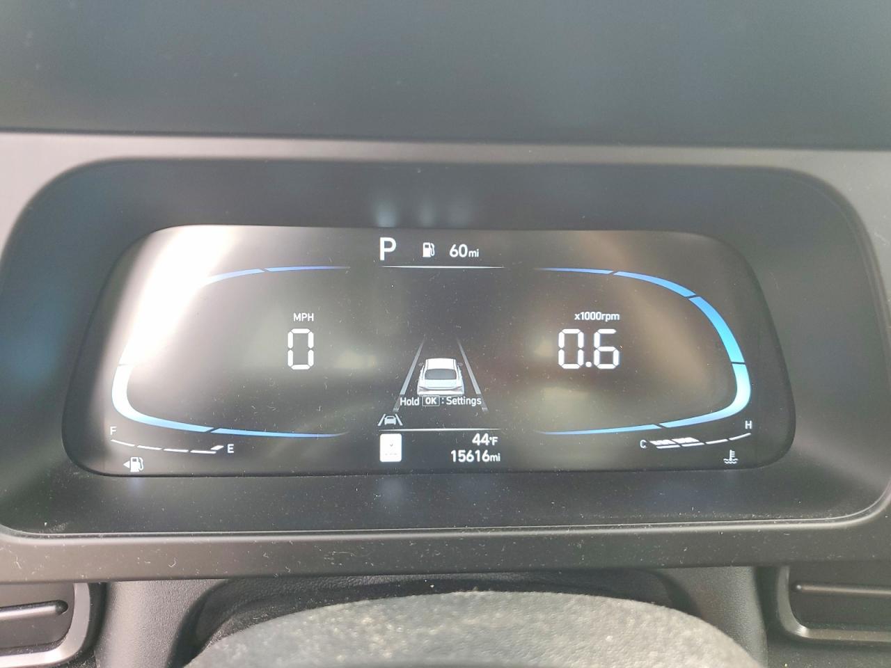 2025 Hyundai Elantra Sel Sport - zdjęcie 9