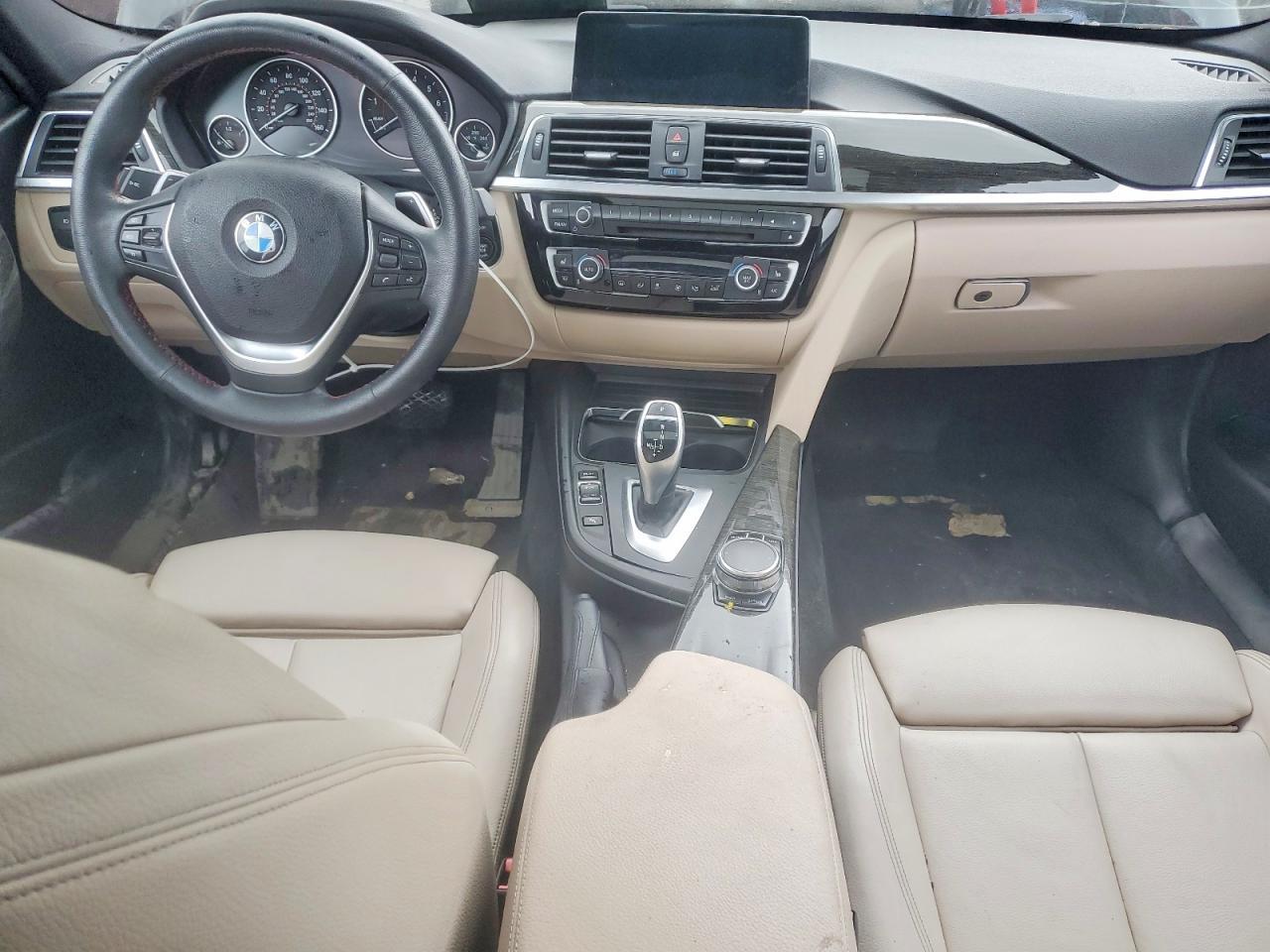 2017 BMW 330 Xi - zdjęcie 8