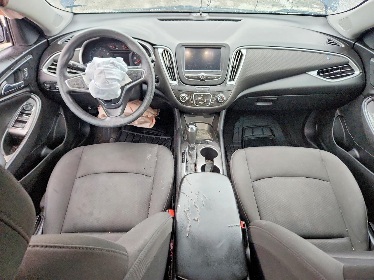 2018 Chevrolet Malibu Ls - zdjęcie 8