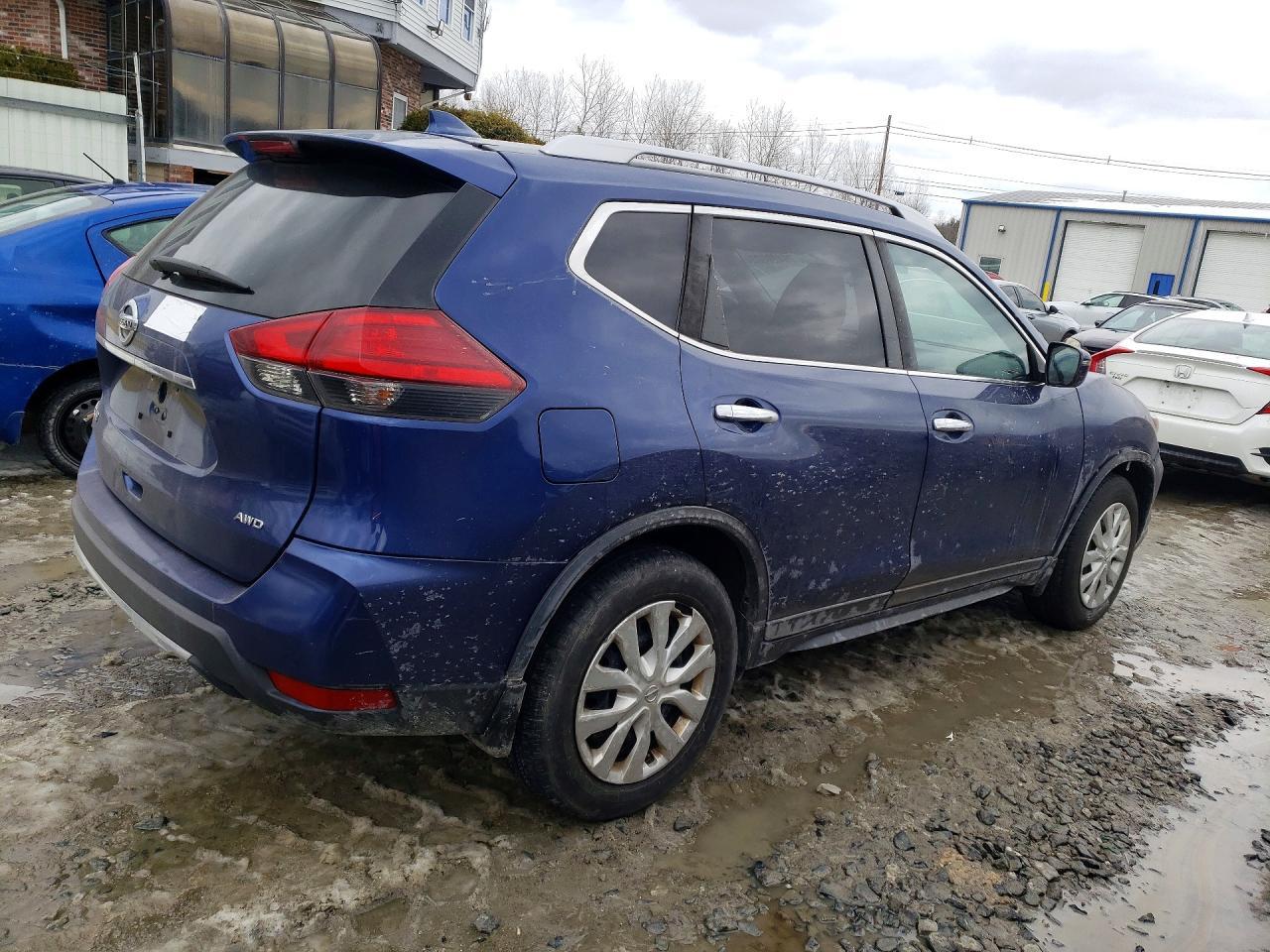 2017 Nissan Rogue S - zdjęcie 3