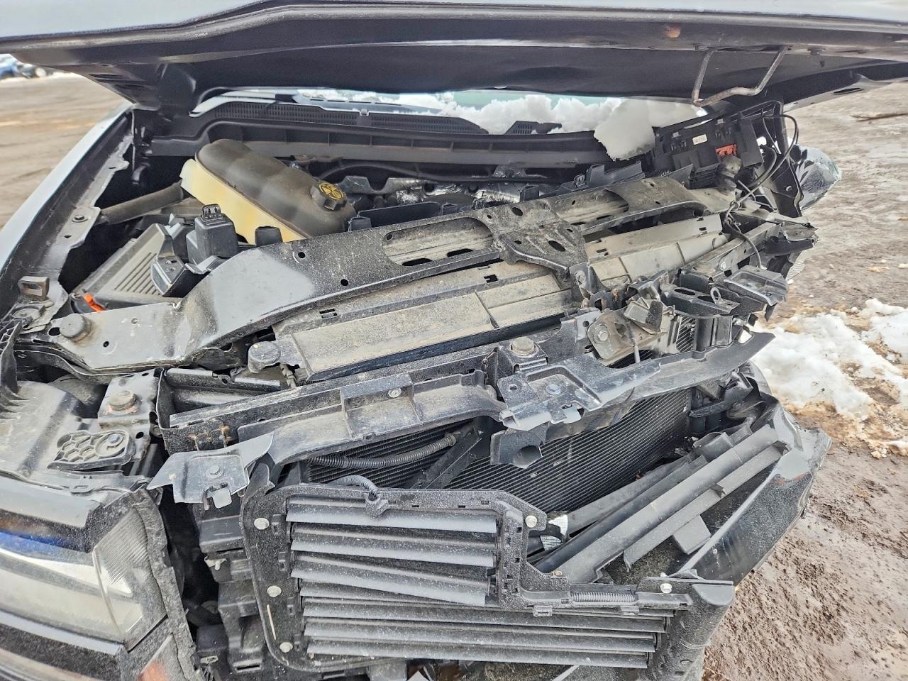 2017 Chevrolet Silverado C1500 - zdjęcie 11