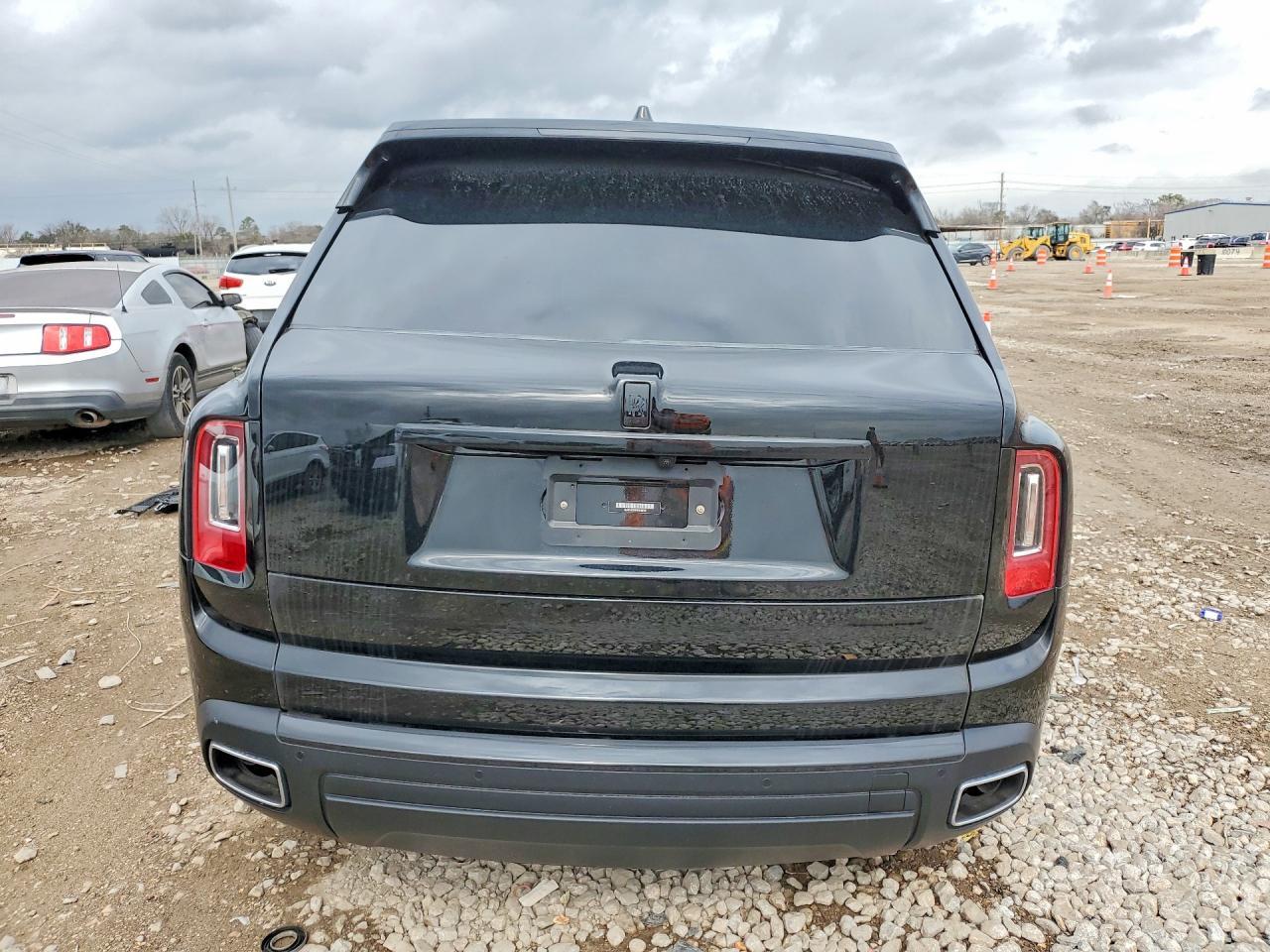 2023 Rolls-Royce Cullinan - zdjęcie 6