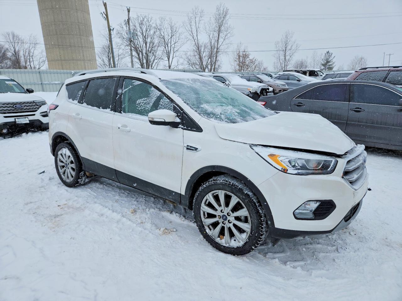 2017 Ford Escape Titanium - zdjęcie 4