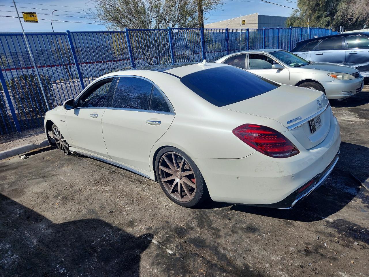 2019 Mercedes-Benz S 63 Amg 4Matic - zdjęcie 2