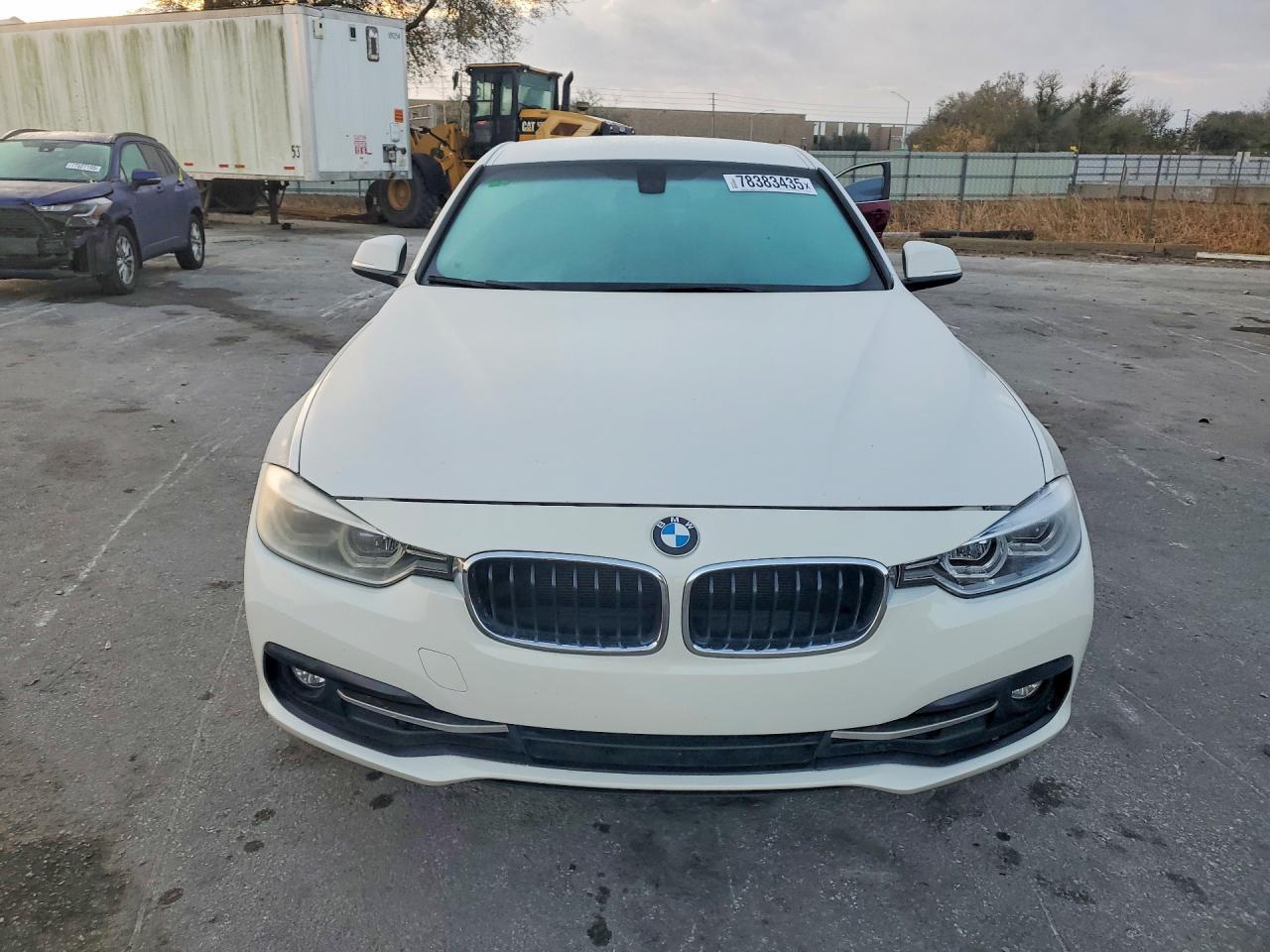 2018 BMW 330 I - zdjęcie 5